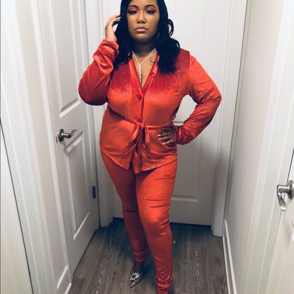 Glitz Suit by SHANE JUSTIN - Picture 2 of 3